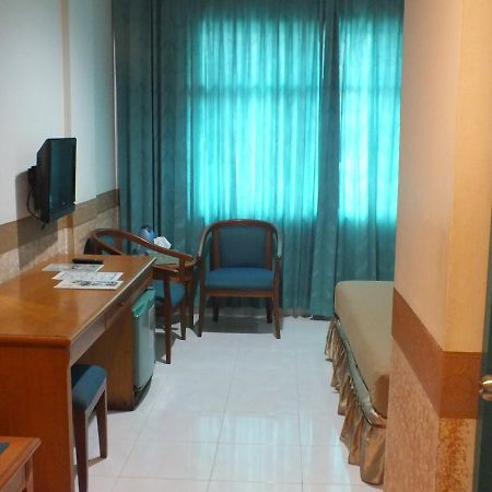 Hotel Puri Kwitang Jakarta Extérieur photo